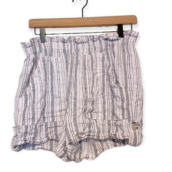 Stripe shorts time & Tru size medium - Picture 2 of 5